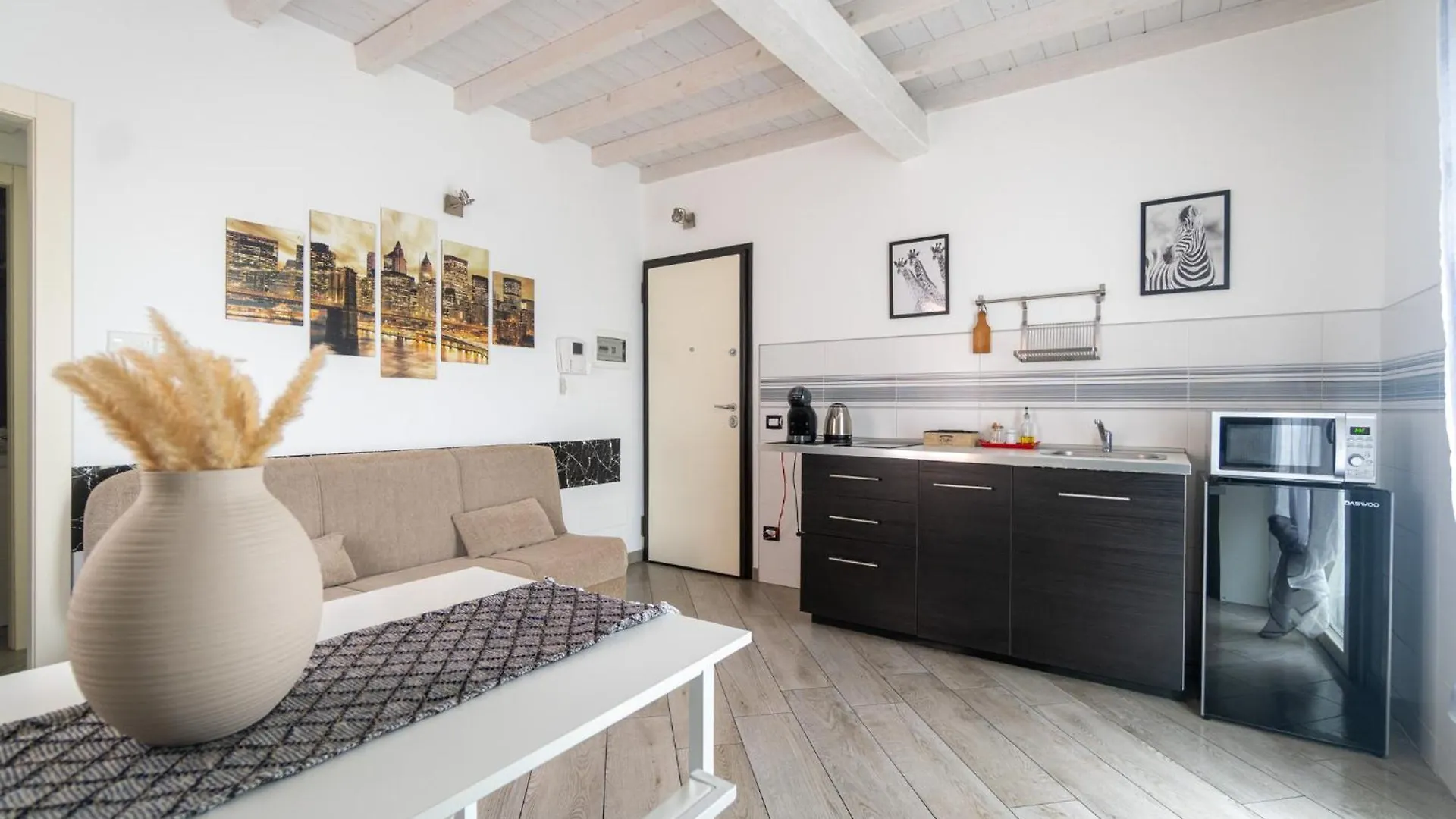 Residence Ki House Parma Apartment